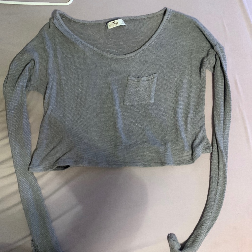 Grey cropped sweater